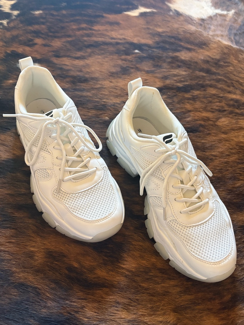 Fabletics Sneakers Size 10